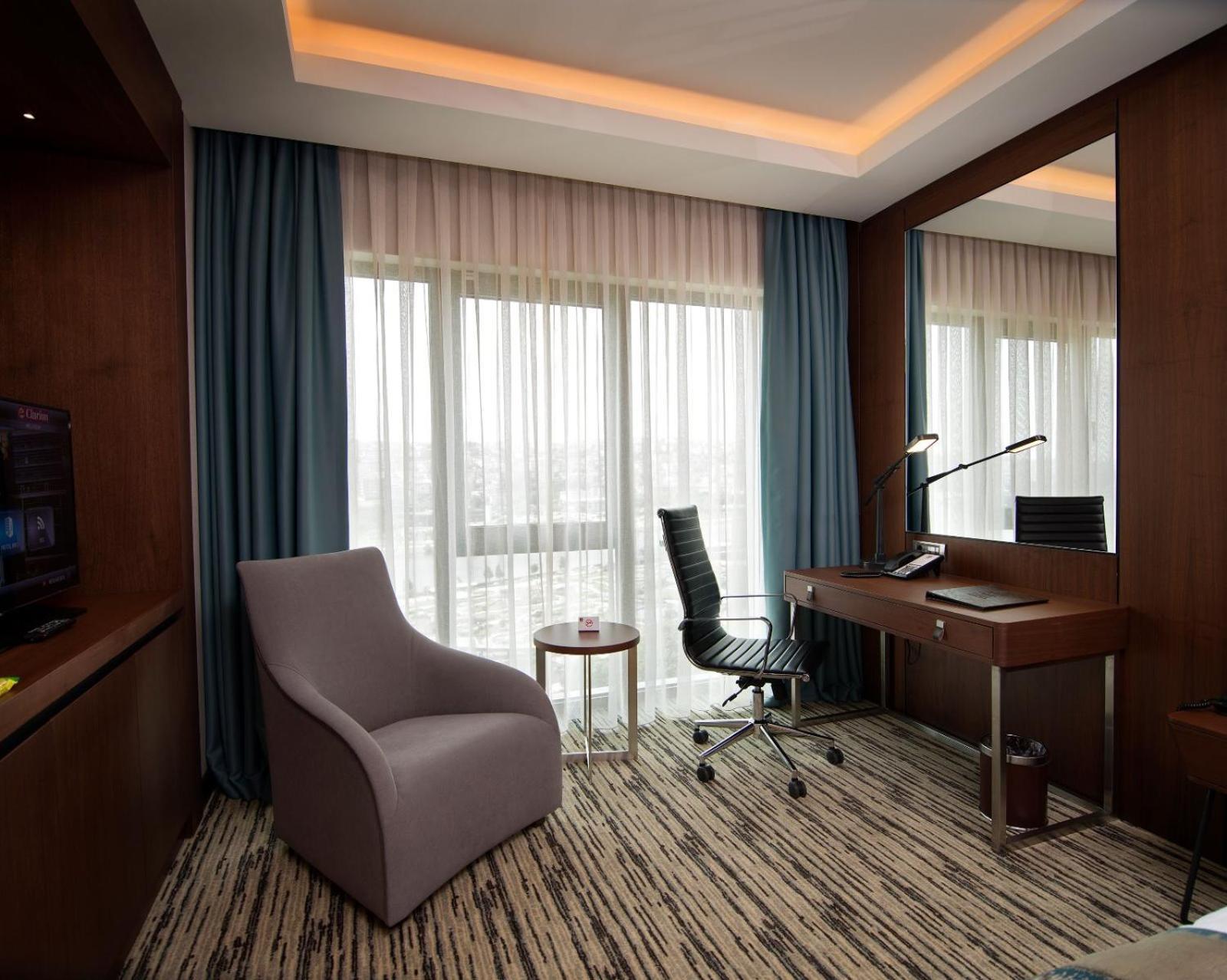 クラリオン ホテル ゴールデン ホーン イスタンブール 部屋 写真 A room at the hotel